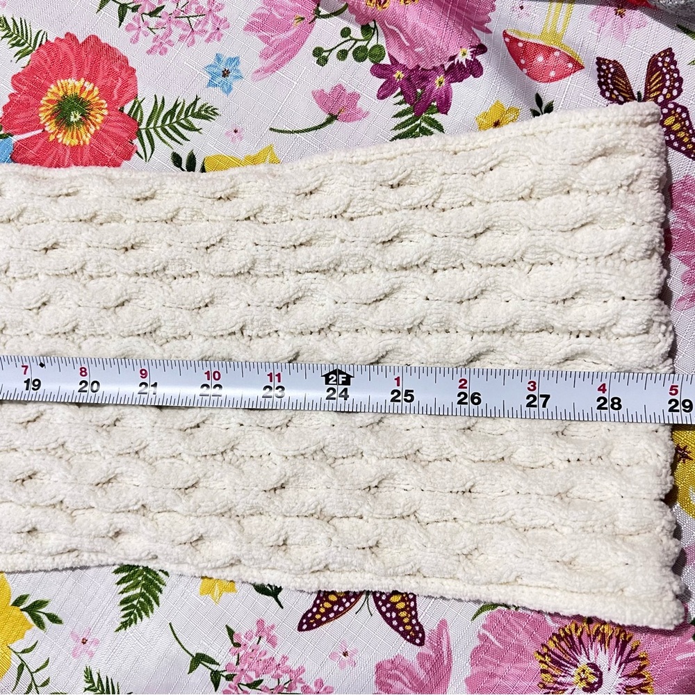 J.jill scarf ivory fluffy knit: :Box 0W3: - Picture 9 of 9